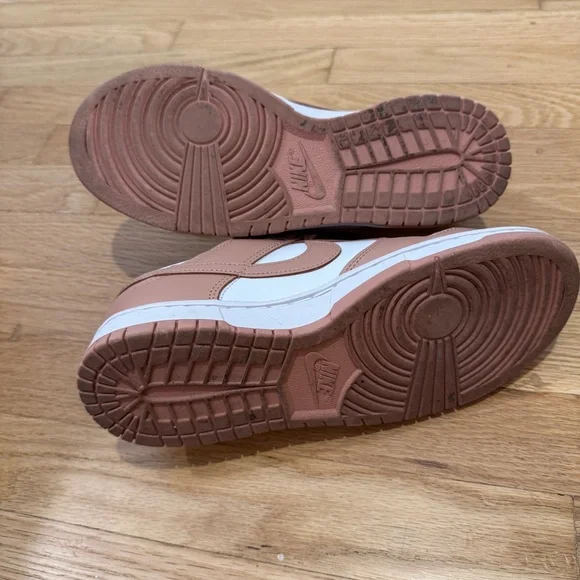Nike Dunk Low Sneakers Size 8 Rose Whisper - Picture 6 of 9